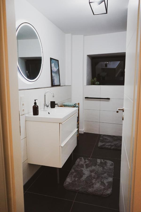 Stilvolles City-Loft Mit Privatem Whirlpool Трир Экстерьер фото